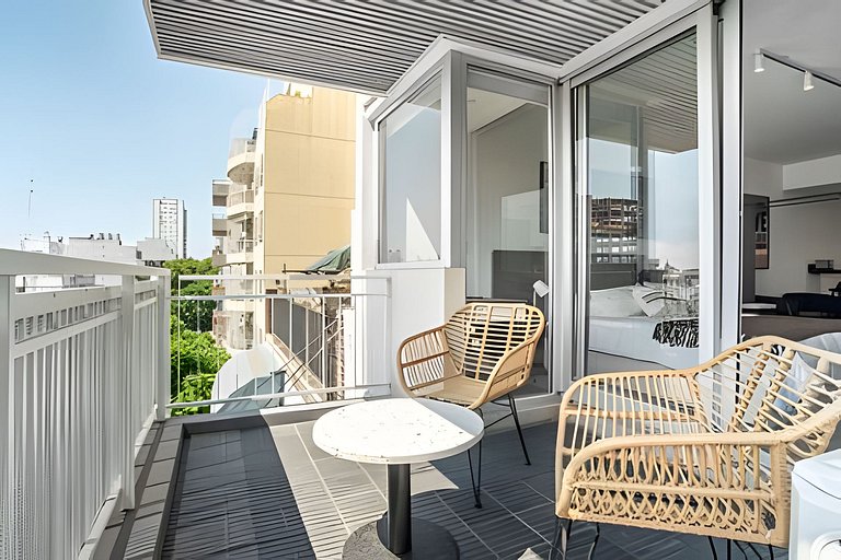 Moderno Studio con Gran Vista