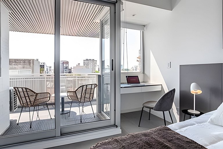 Moderno Studio con Gran Vista