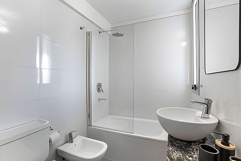 Moderno Studio con Gran Vista