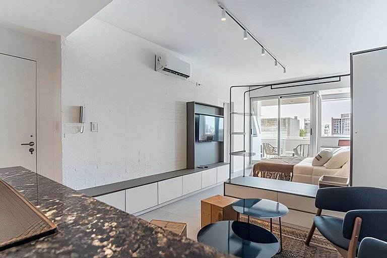 Moderno Studio con Gran Vista