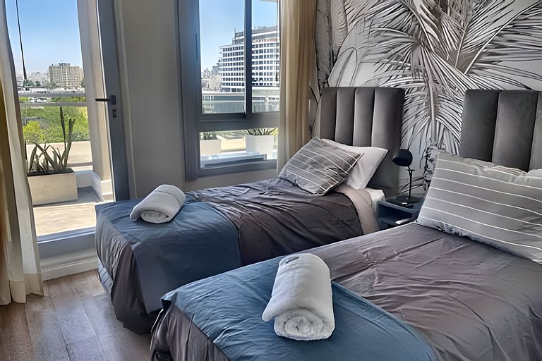 Amplio y Moderno con Piscina, BBQ, Sauna y Vistas