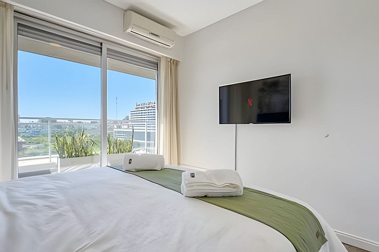 Amplio y Moderno con Piscina, BBQ, Sauna y Vistas