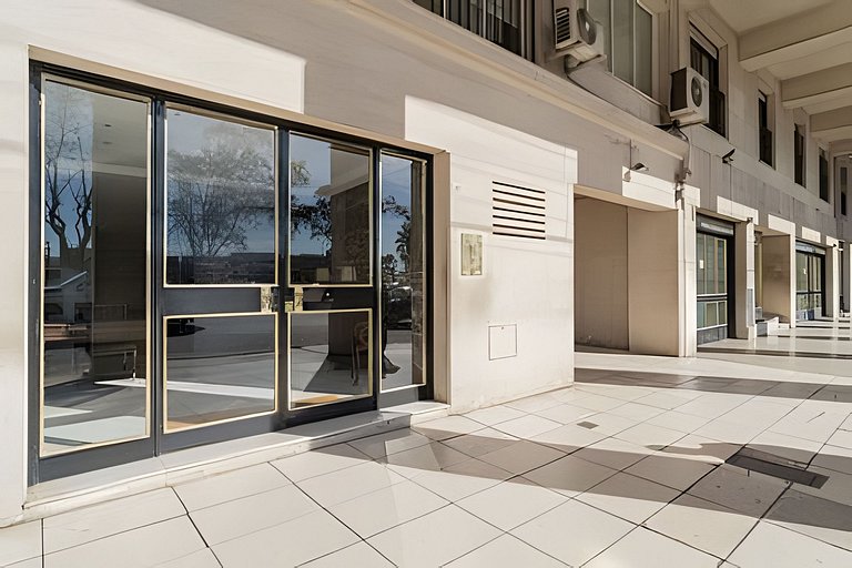 Amplio y Céntrico en Av. Libertador Ideal Familias