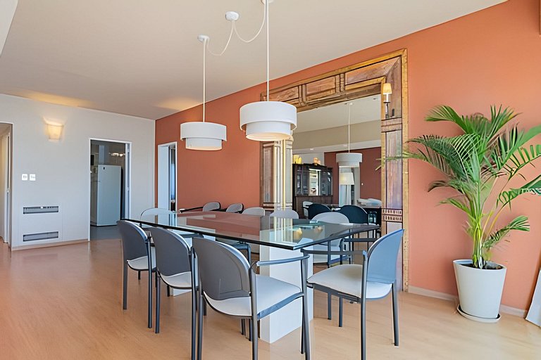 Amplio y Céntrico en Av. Libertador Ideal Familias