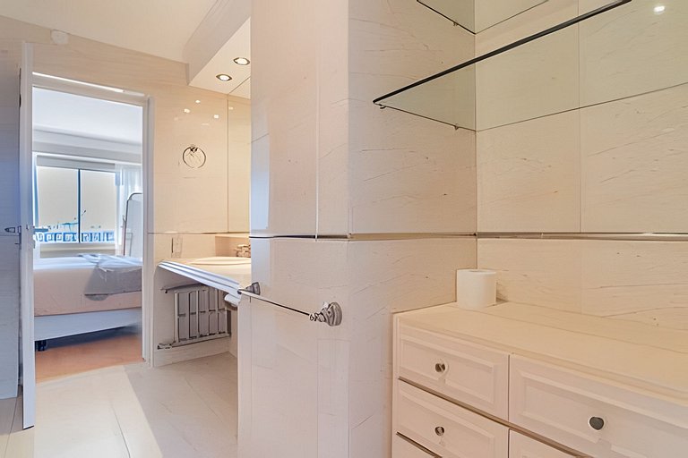 Amplio y Céntrico en Av. Libertador Ideal Familias