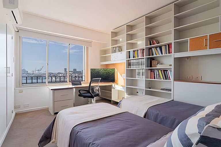 Amplio y Céntrico en Av. Libertador Ideal Familias