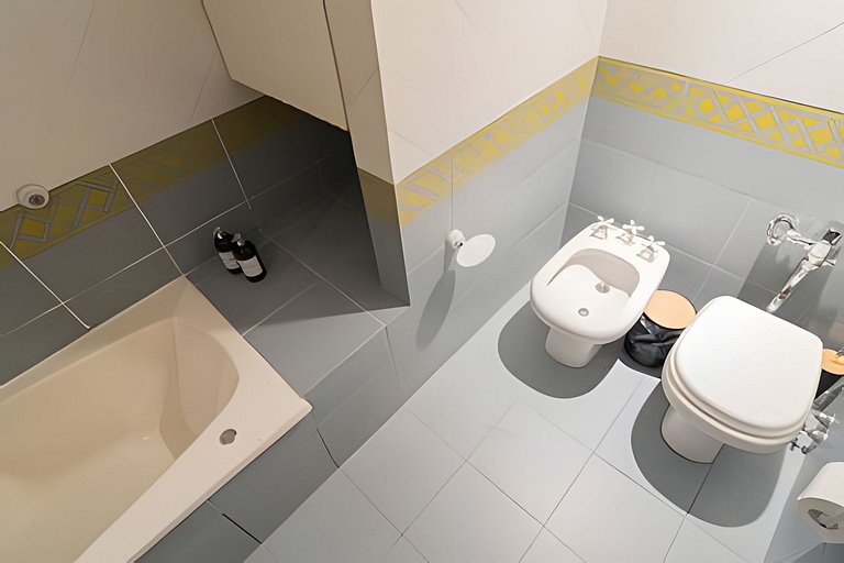 Amplio y Céntrico en Av. Libertador Ideal Familias