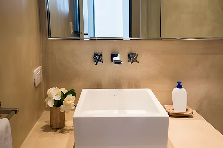 Excepcional con Vistas y Piscina, Gimnasio y Sauna