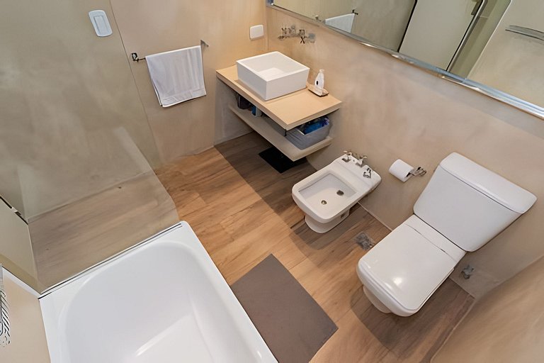 Excepcional con Vistas y Piscina, Gimnasio y Sauna