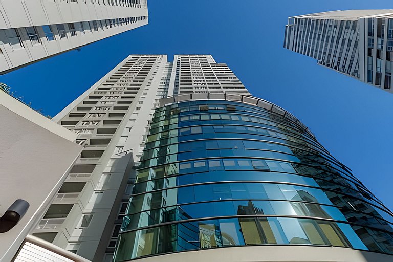 Excepcional con Vistas y Piscina, Gimnasio y Sauna