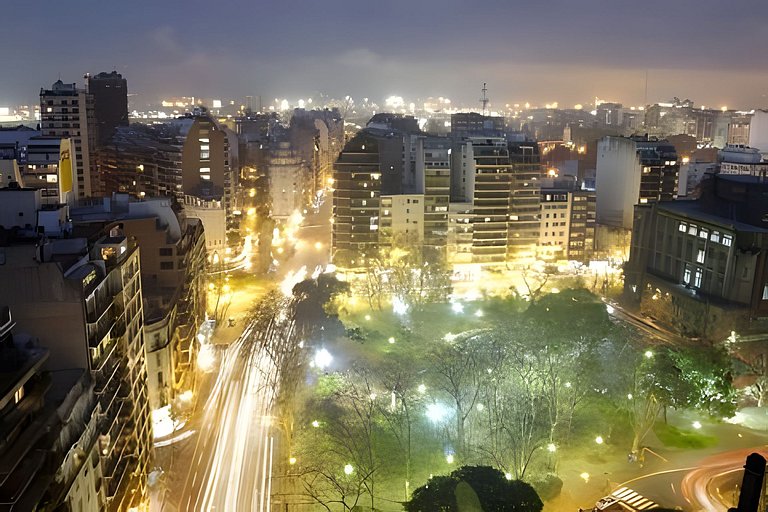 Espectacular Vista a la Ciudad y Mágico Atardecer!