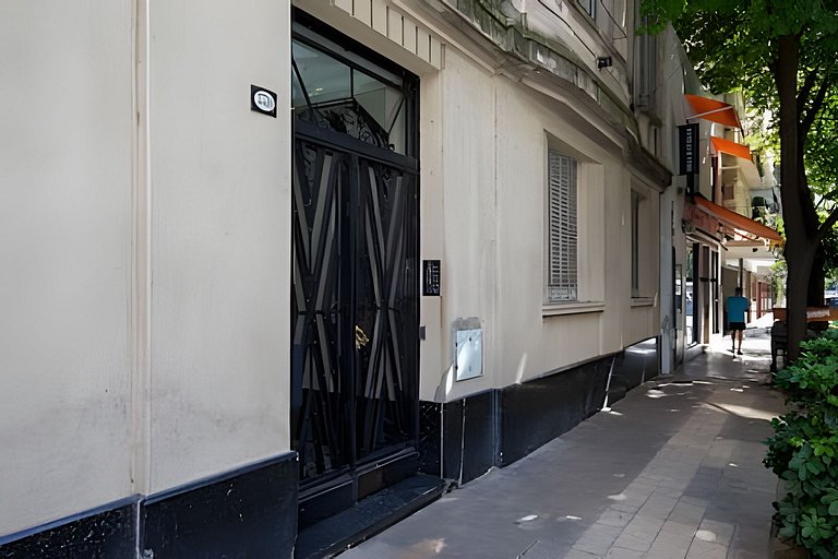 Cómodo y Familiar Estilo Francés Cerca de Parques