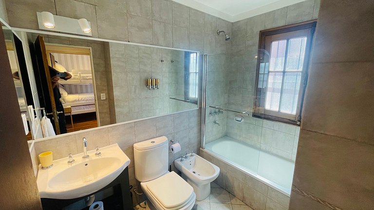 Ideal Familias con Terraza Privada, BBQ y Jacuzzi!