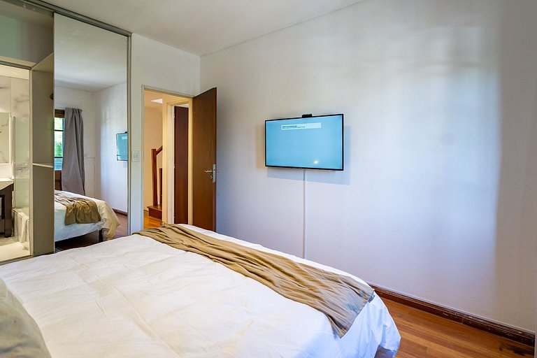 Ideal Familias con Terraza Privada, BBQ y Jacuzzi!