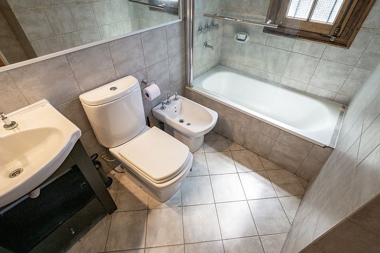 Ideal Familias con Terraza Privada, BBQ y Jacuzzi!