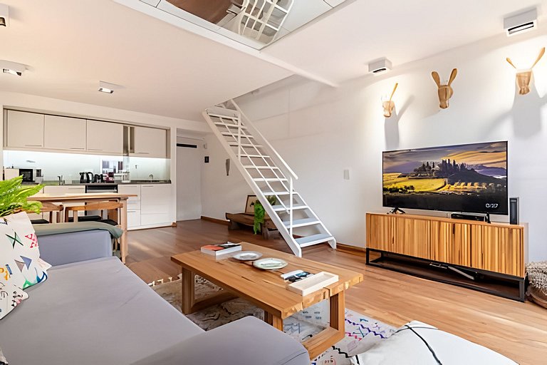 Cool Duplex en Palermo Chico con Patio Privado!