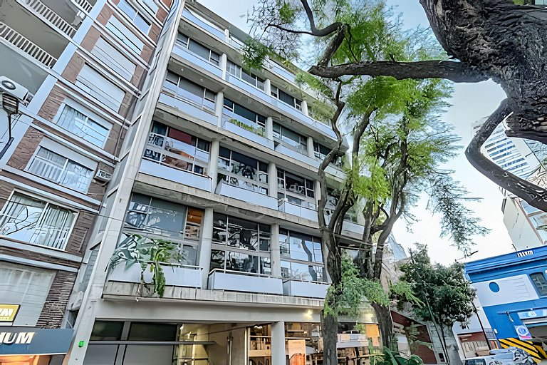 Cool Duplex en Palermo Chico con Patio Privado!