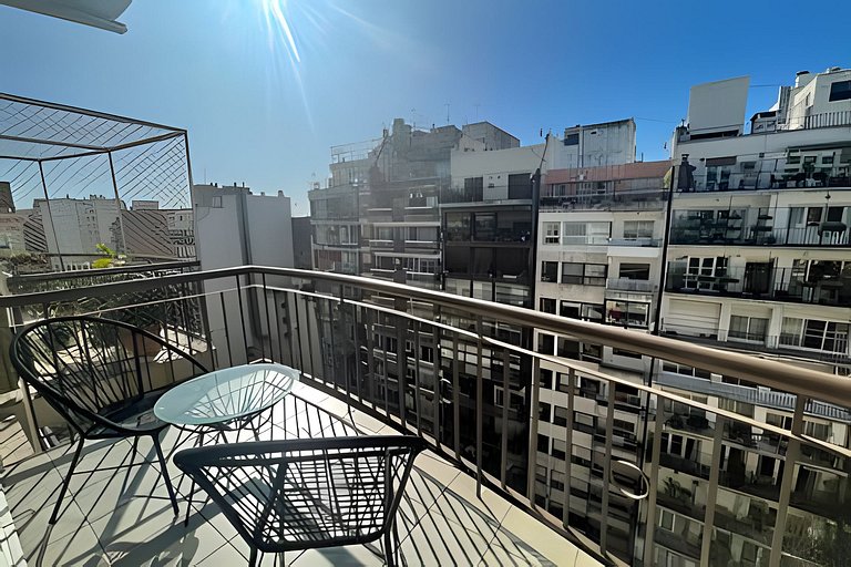 Luminoso y Cómodo Dúplex en el Corazón de Recoleta