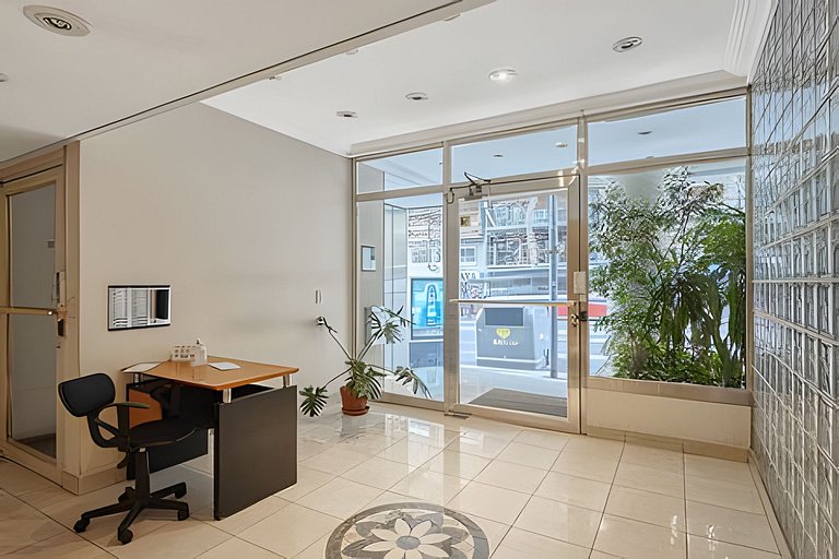 Luminoso y Cómodo Dúplex en el Corazón de Recoleta