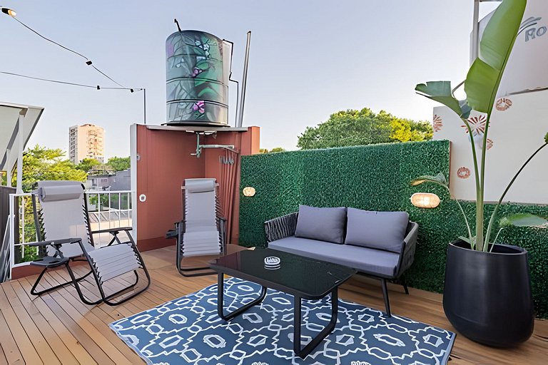 Great house w/ private terrace BBQ & Jacuzzi