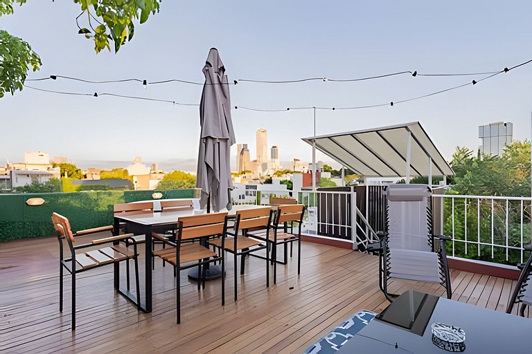 Great house w/ private terrace BBQ & Jacuzzi