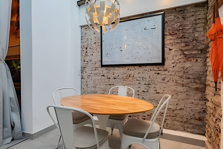 Great house w/ private terrace BBQ & Jacuzzi