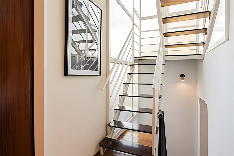 Great house w/ private terrace BBQ & Jacuzzi