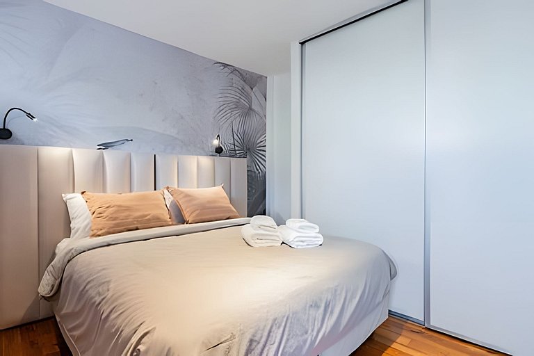 Great house w/ private terrace BBQ & Jacuzzi