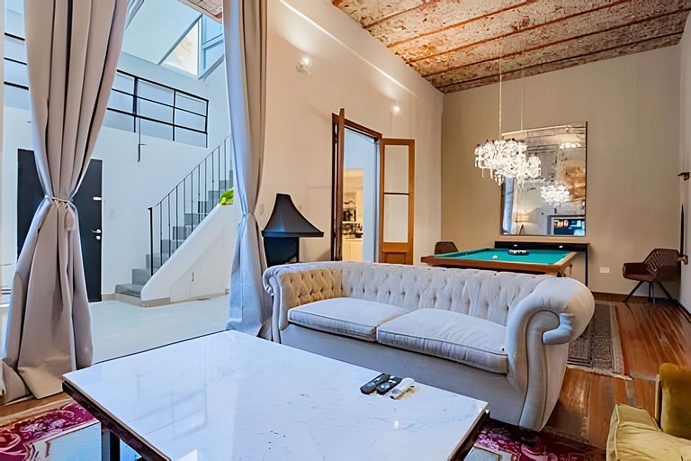 Great house w/ private terrace BBQ & Jacuzzi