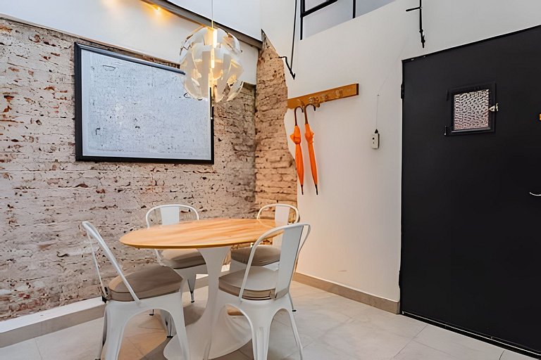 Great house w/ private terrace BBQ & Jacuzzi