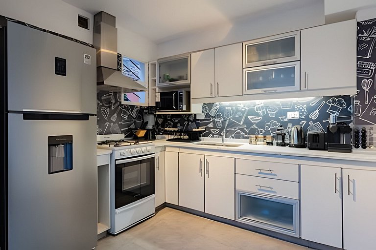 Great house w/ private terrace BBQ & Jacuzzi