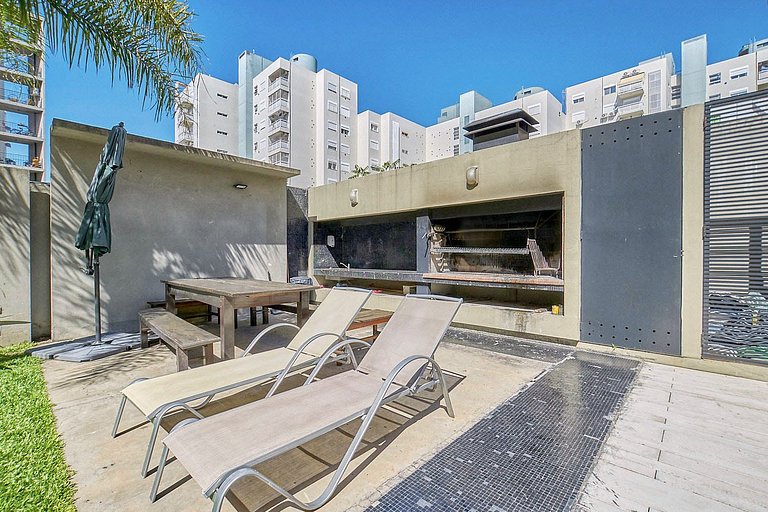 Amplio y Moderno con Piscina, BBQ, Sauna y Vistas