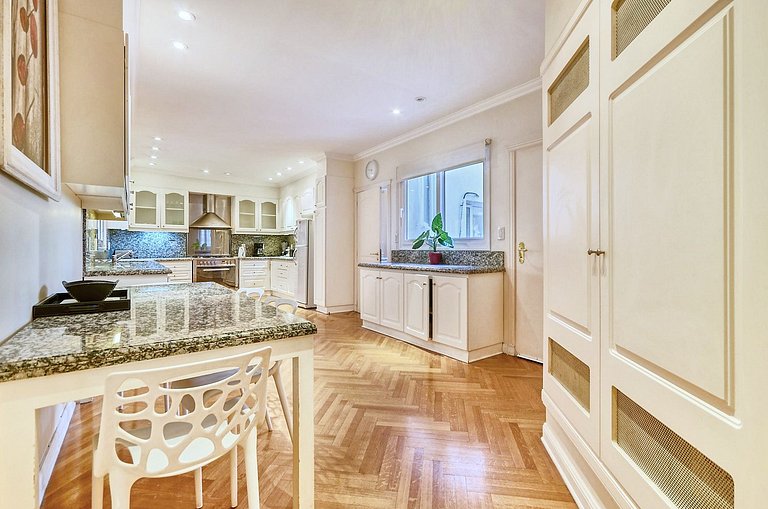 Majestuoso Estilo Frances en Recoleta Mesa de Pool